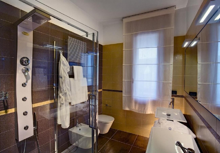 Bathroom 5, Hotel Le Tegnue, Venezia