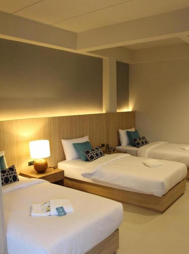 Bedroom 5, Rajthani Hotel, Muang Surat Thani