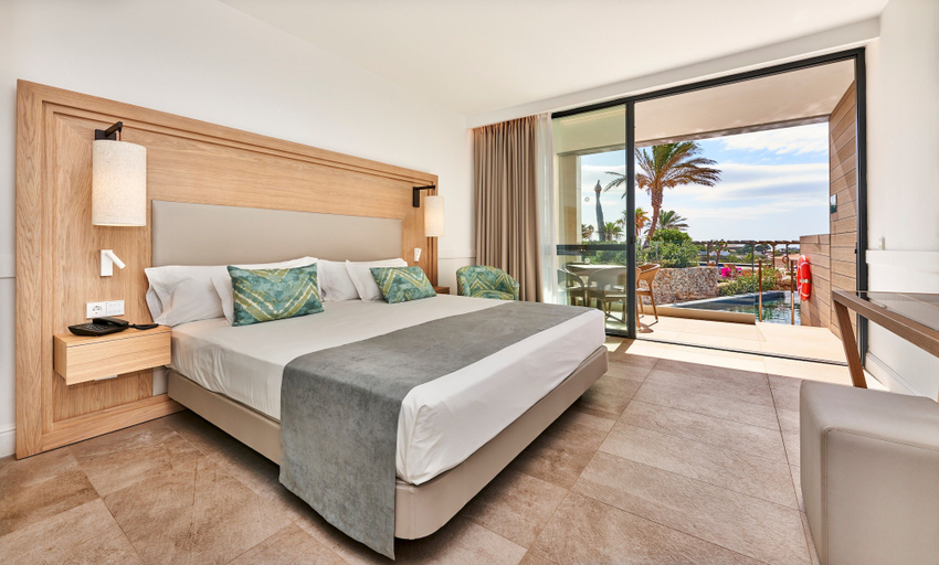 Bedroom 4, Insotel Punta Prima Resort & Spa, Baleares