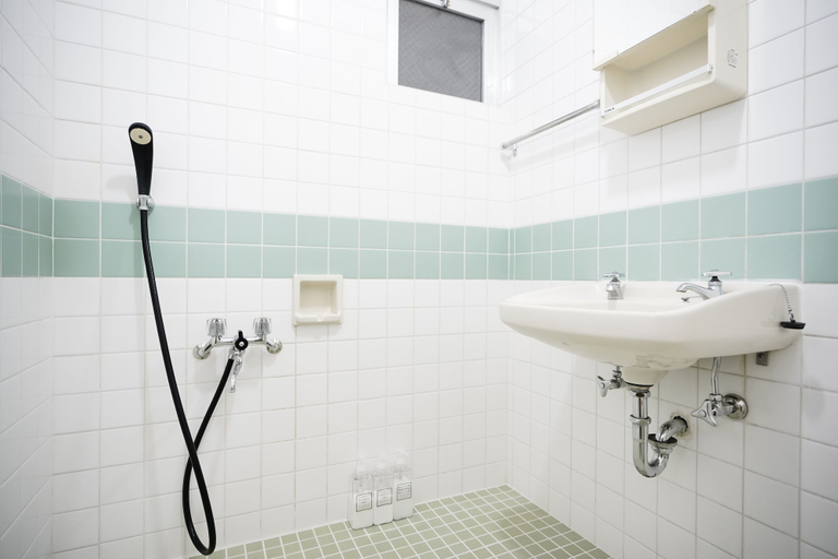 Bathroom 2, Naha Southerlies Condominium Kumoji, Naha