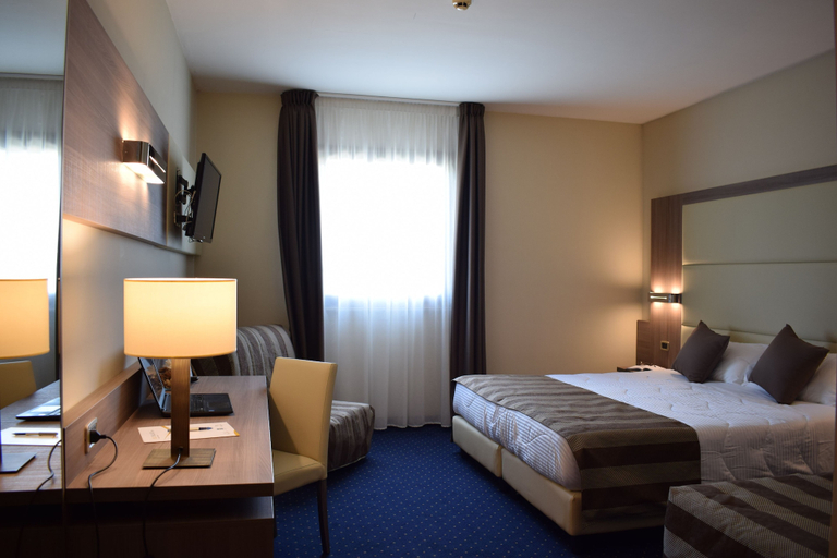 Bedroom 2, Roma Domus Hotel, Roma