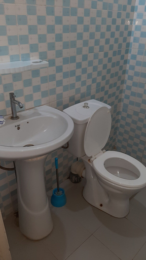 Bathroom, Aziz Gaff, Dakar