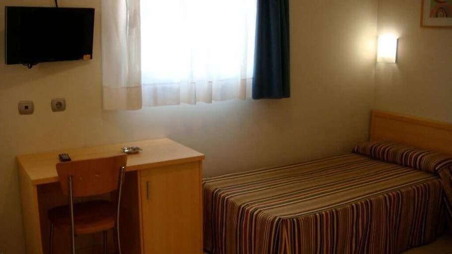 Bedroom 4, Hotel Blauet by Bossh Hotels, Barcelona