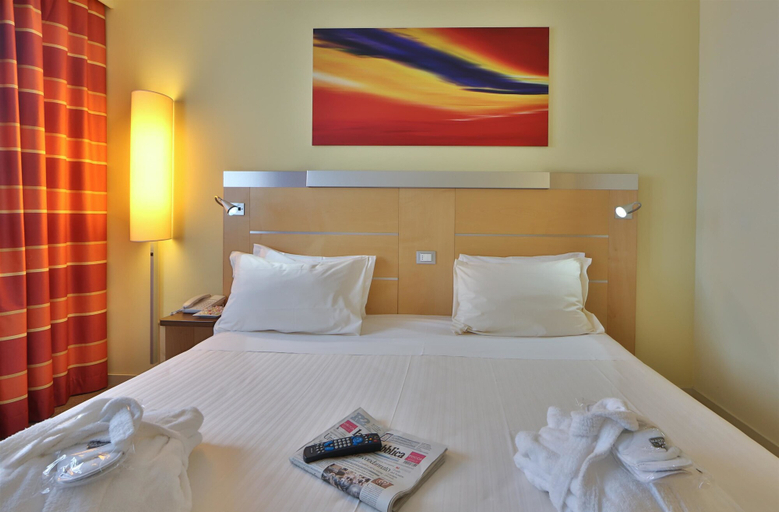 Bedroom 2, Best Western Palace Inn Hotel, Ferrara