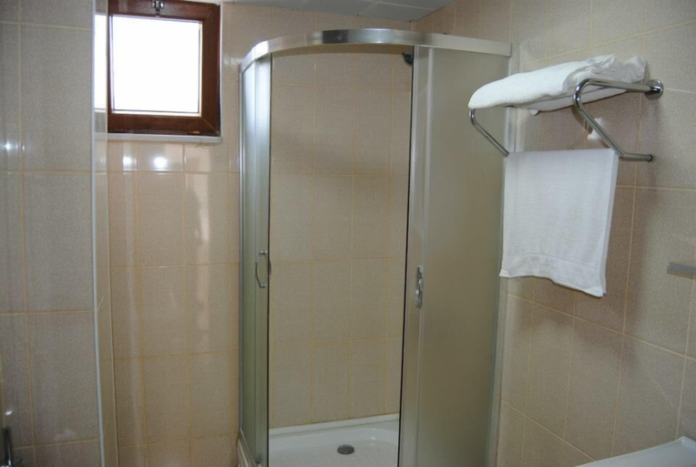 Bathroom 4, Afissia Garden Hotel, Marmara