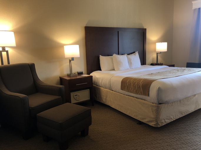 Bedroom 3, Comfort Inn & Suites Rogersville, Hawkins