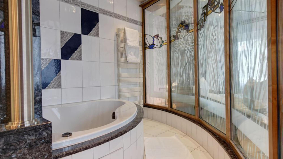 Bathroom 5, Landhotel Pfrondorfer Mühle, Calw