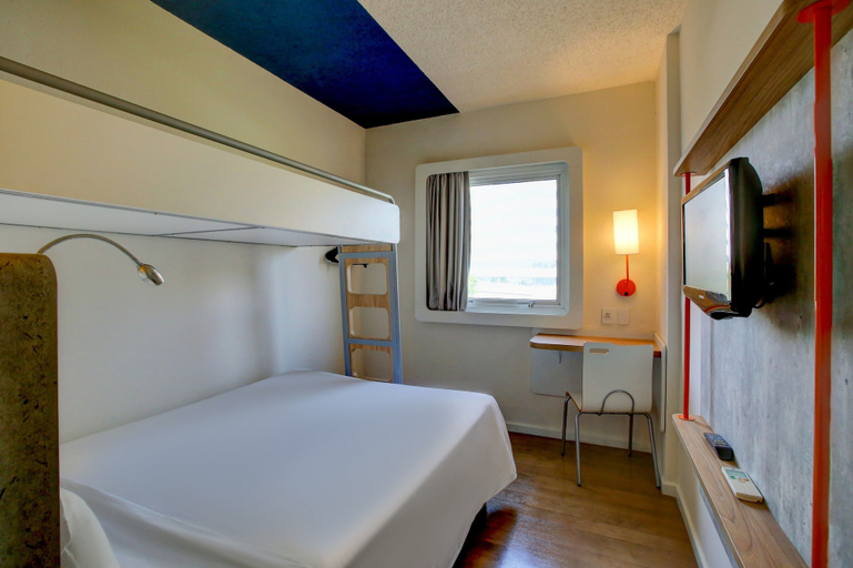 Bedroom 4, ibis budget Tambore, Barueri