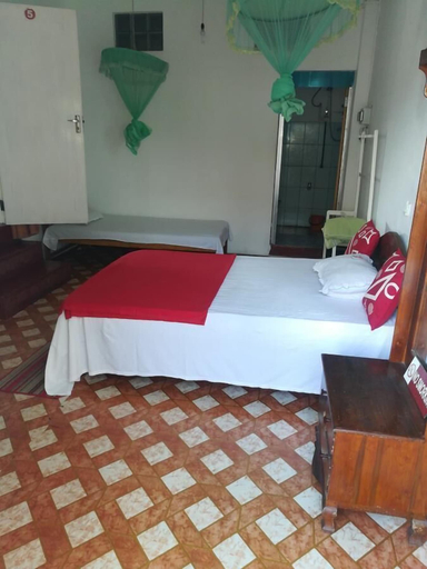 Bedroom 2, Abesekara Rest House, Galle Four Gravets