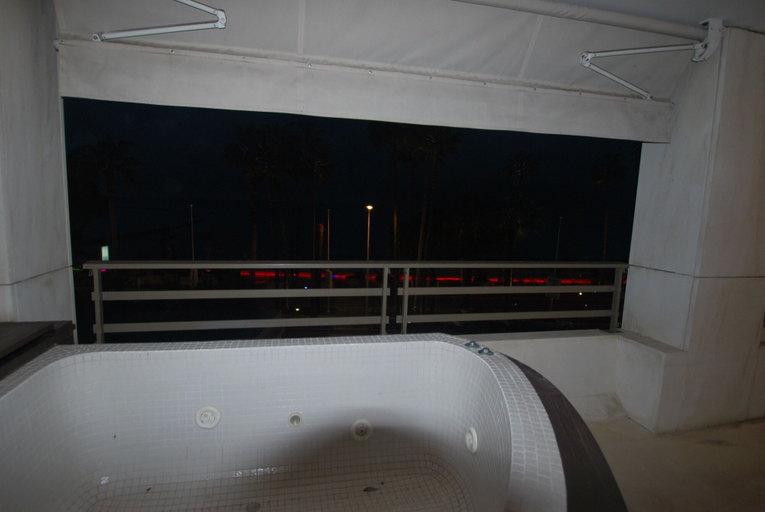 Others 5, 1 Chambre Grand hotel, Alpes-Maritimes