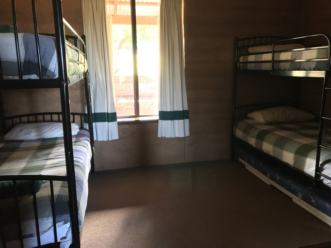 Bedroom 4, Pump Hill Farm Cottages, Manjimup
