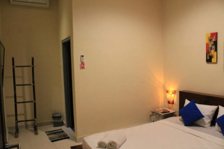 Bedroom 4, Chillin Kuta Homestay, Badung