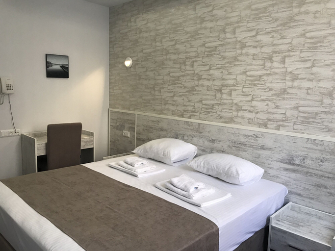 Others 5, Hobby Hotel, Yerevan