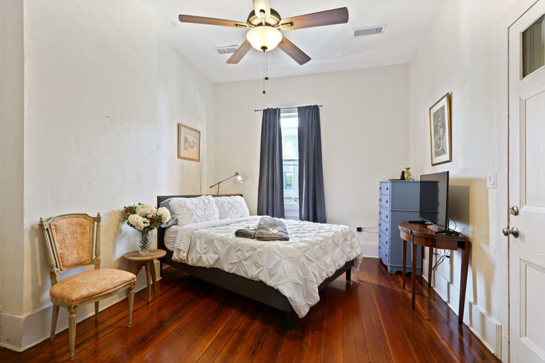Bedroom 2, Montgomery Apartments on Magazine Street, Orleans