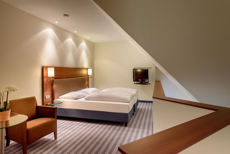 Bedroom 2, Mercure Hotel München Freising Airport, Freising