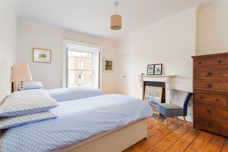 Bedroom 3, James Joyce Suite - hiphipstay, Dublin