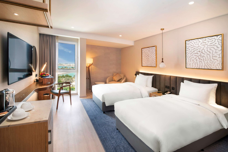 Bedroom 4, Radisson Blu Hotel & Resort, Abu Dhabi Corniche, Abu Dhabi City