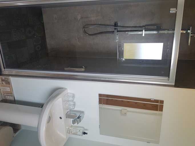 Bathroom 4, Clach Gorm, Eilean Siar