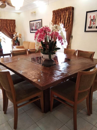 Aini's Guest House In Vista Amani Condo, Kuala Lumpur