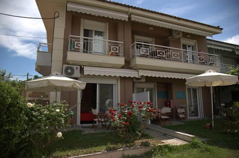 Exterior & Views 2, Studios Giannakis, East Macedonia and Thrace