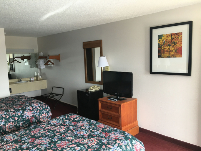 Bedroom 4, Twelve Oaks Inn, Taney