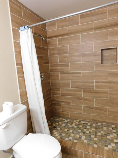 Bathroom 4, Hillcrest Motel, Maverick