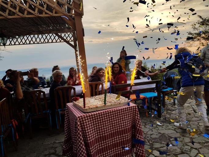 Food & Drinks 4, Rooms Merlika, Krujës