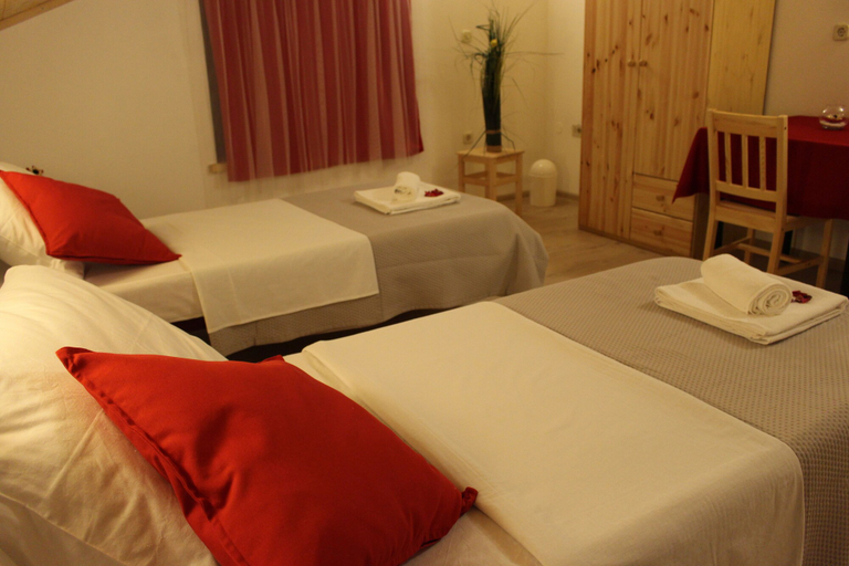 Bedroom 2, Guesthouse Casetta Verde, Karojba