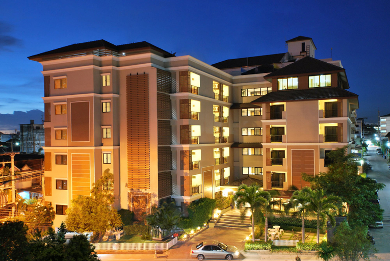 Grand Marina Residence, Si Racha