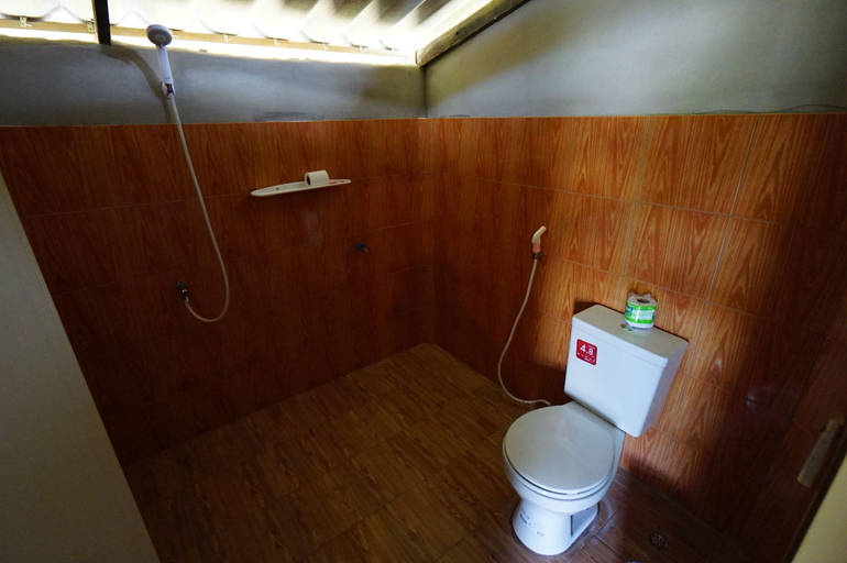 Bathroom 3, Mookdamun Bungalows, Ko Yao District
