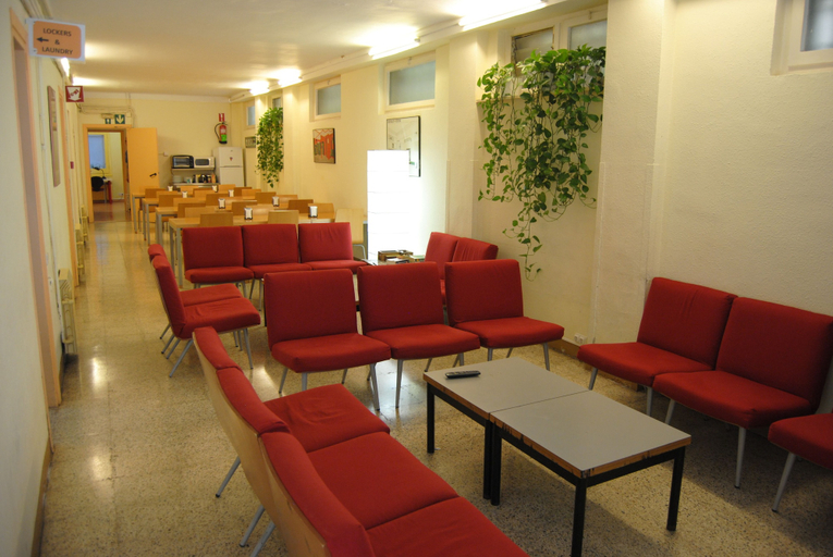 Others 4, Hostel Studio, Barcelona