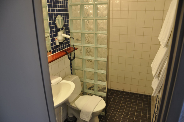 Bathroom 4, Strand Hotell, Vänersborg