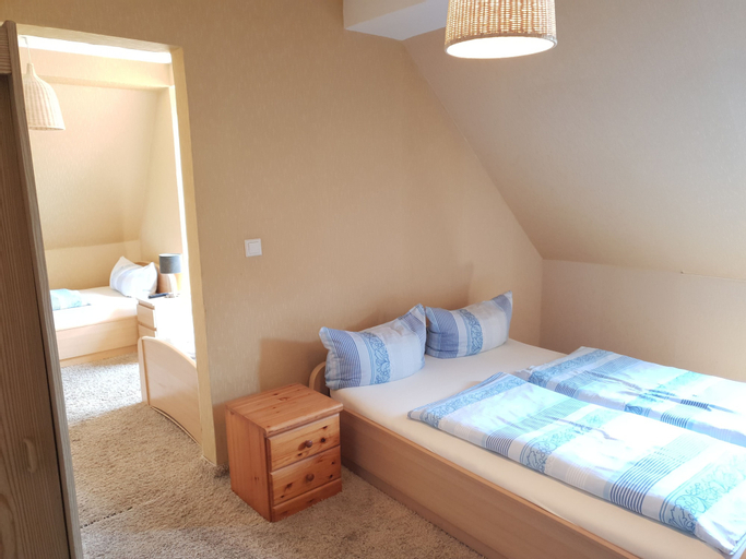 Bedroom 3, Südhotel, Paderborn