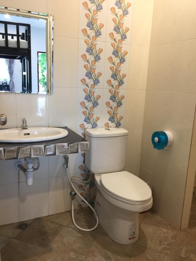 Bathroom 4, Lanta Smile Beach At Klong Dao, Ko Lanta