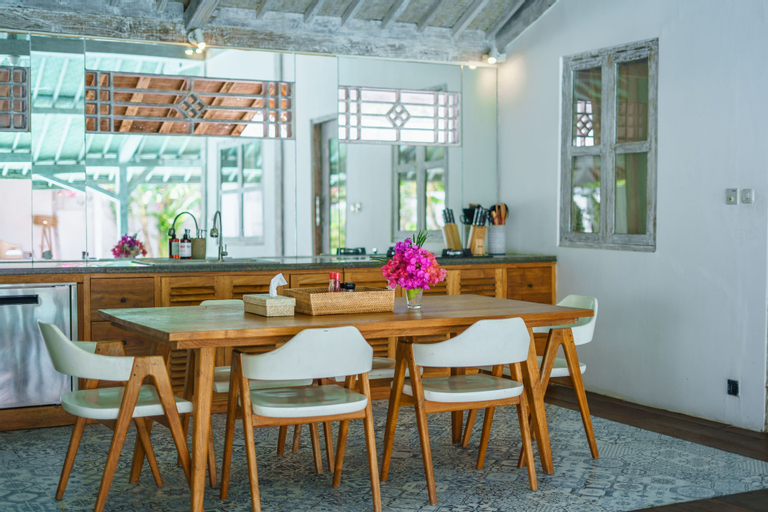 Food & Drinks 4, Villa Merano - 3BR with Huge Pool - Gili Meno, Lombok