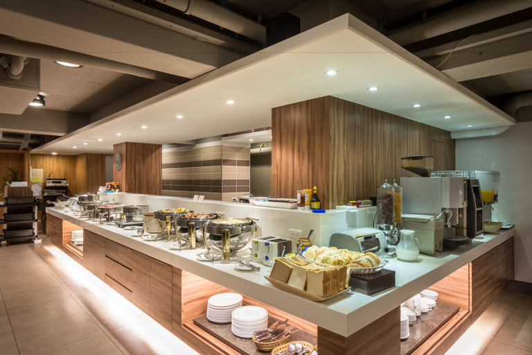 Food & Drinks 5, Delight Hotel, Taipei City