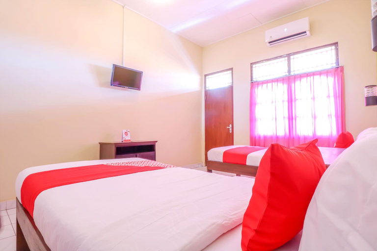 Bedroom 3, Hotel O Nan Berlian Inn, Badung