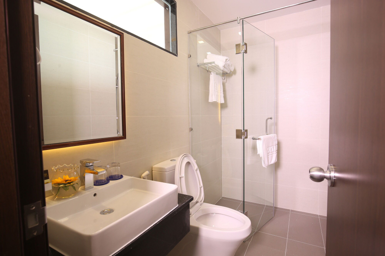 Bathroom 5, Sata Hotel, Nha Trang