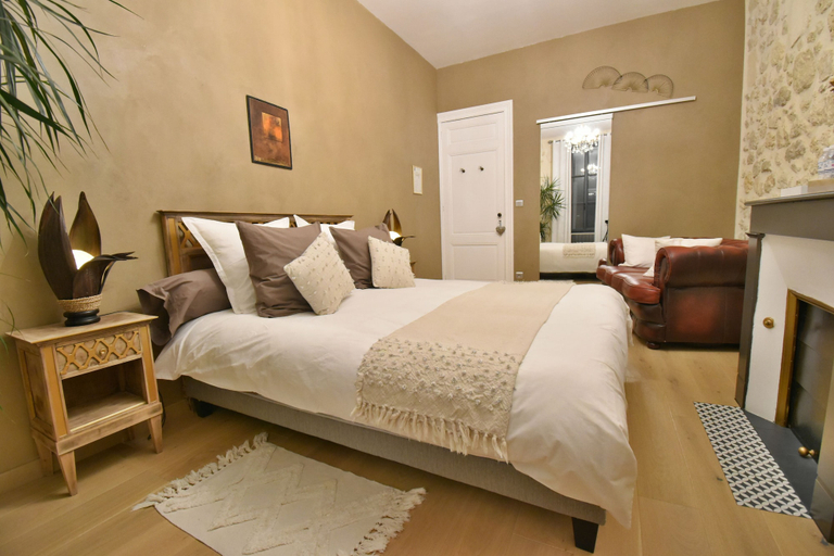 Bedroom 5, Le Relais de la Chouette, Gironde