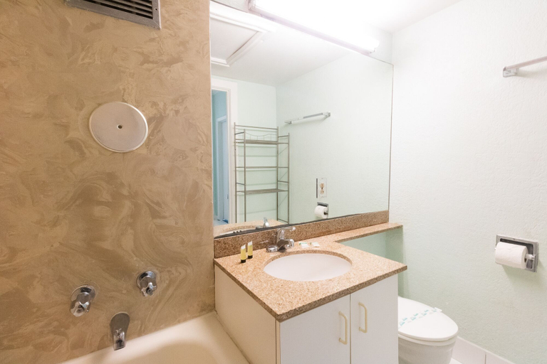 Bathroom 4, 623 Ocean View Hollywood Beach, Broward