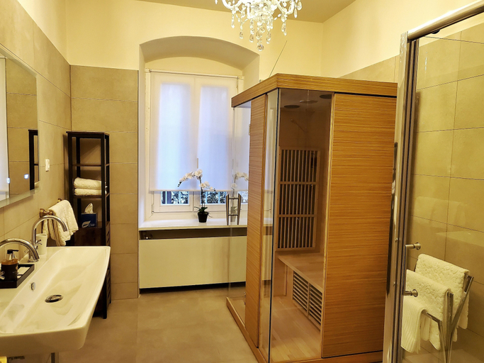 Bathroom 4, Palais Kneissl, Hartberg-Fürstenfeld
