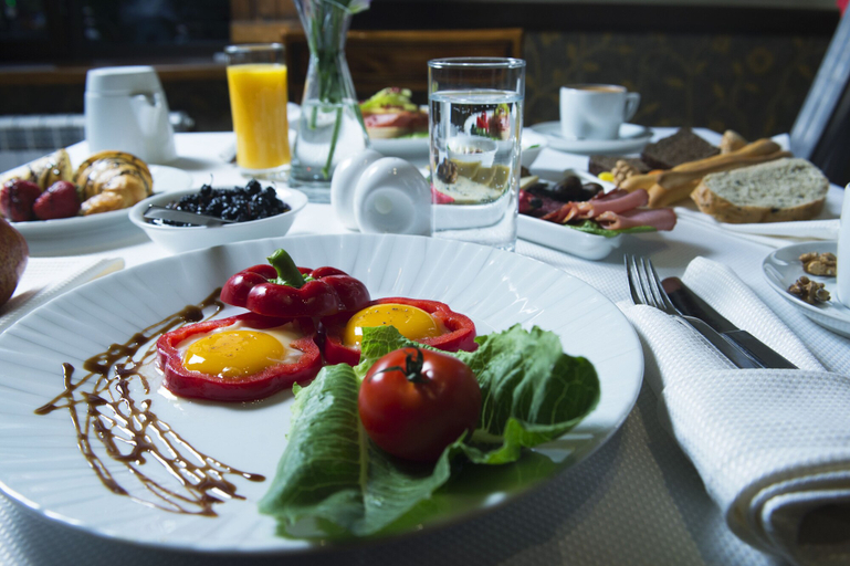 Food & Drinks 4, Nane Hotel