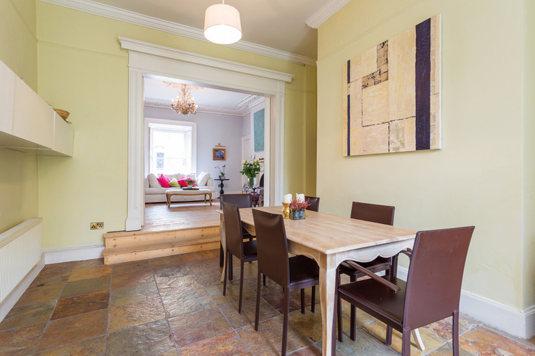 Others 5, James Joyce Suite - hiphipstay, Dublin