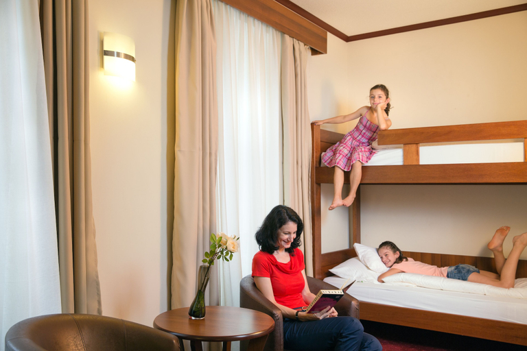 Bedroom 2, Hotel Meyerhof Lörrach, Lörrach