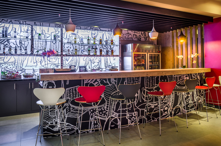 Food & Drinks 5, ibis Porto Alegre Assis Brasil, Porto Alegre