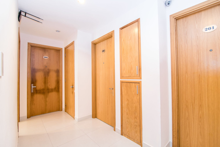 Others 4, RedDoorz Plus near SECC D7, District 7