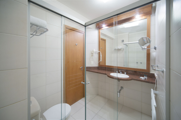 Bathroom 4, Hotel Laghetto Premio, Gramado