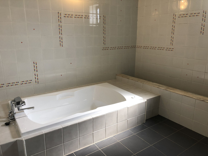 Bathroom 3, Hotel Xenia Takinoyashiro, Katō