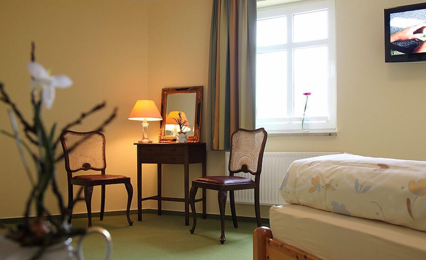 Bedroom 2, Restaurant Esslust, Teltow-Fläming