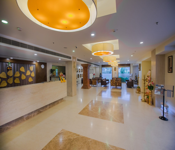 Others 3, Hotel Ganpat Grand, Palani, Dindigul